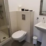 Varalja Aparthotel