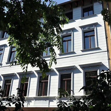 Lägenhetshotell Varalja Budapest