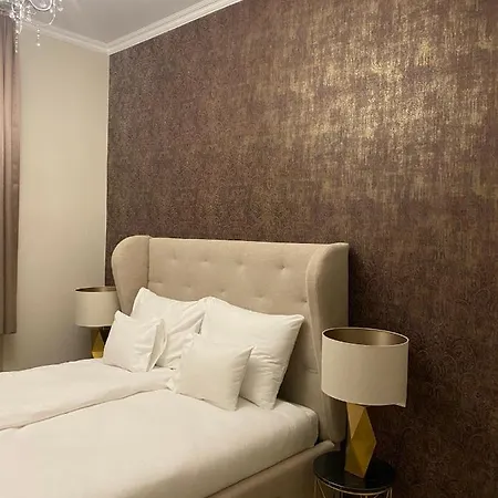 Váralja 4* Budapest