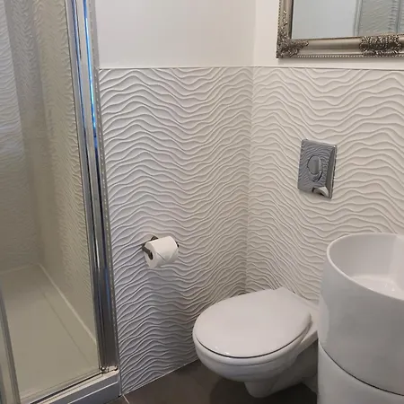 Váralja 4* Budapest