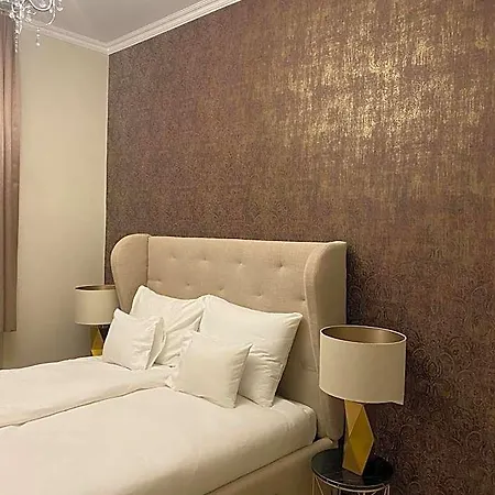Varalja 4* Budapest