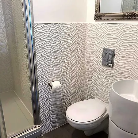 Varalja 4* Budapest