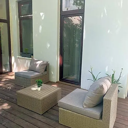Aparthotel Varalja