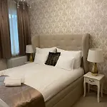Apartahotel Váralja 4*